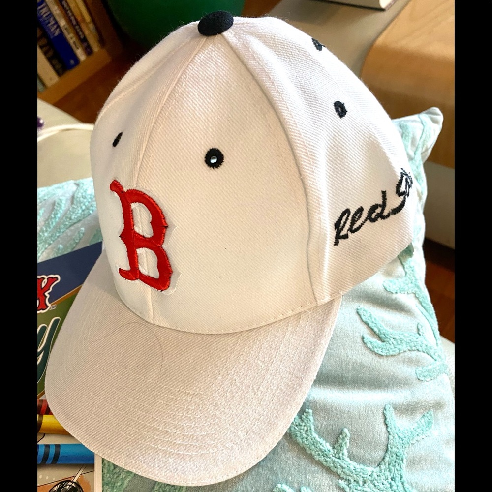 ⚾️ Boston Red Sox Bundle! - Picture 5 of 9